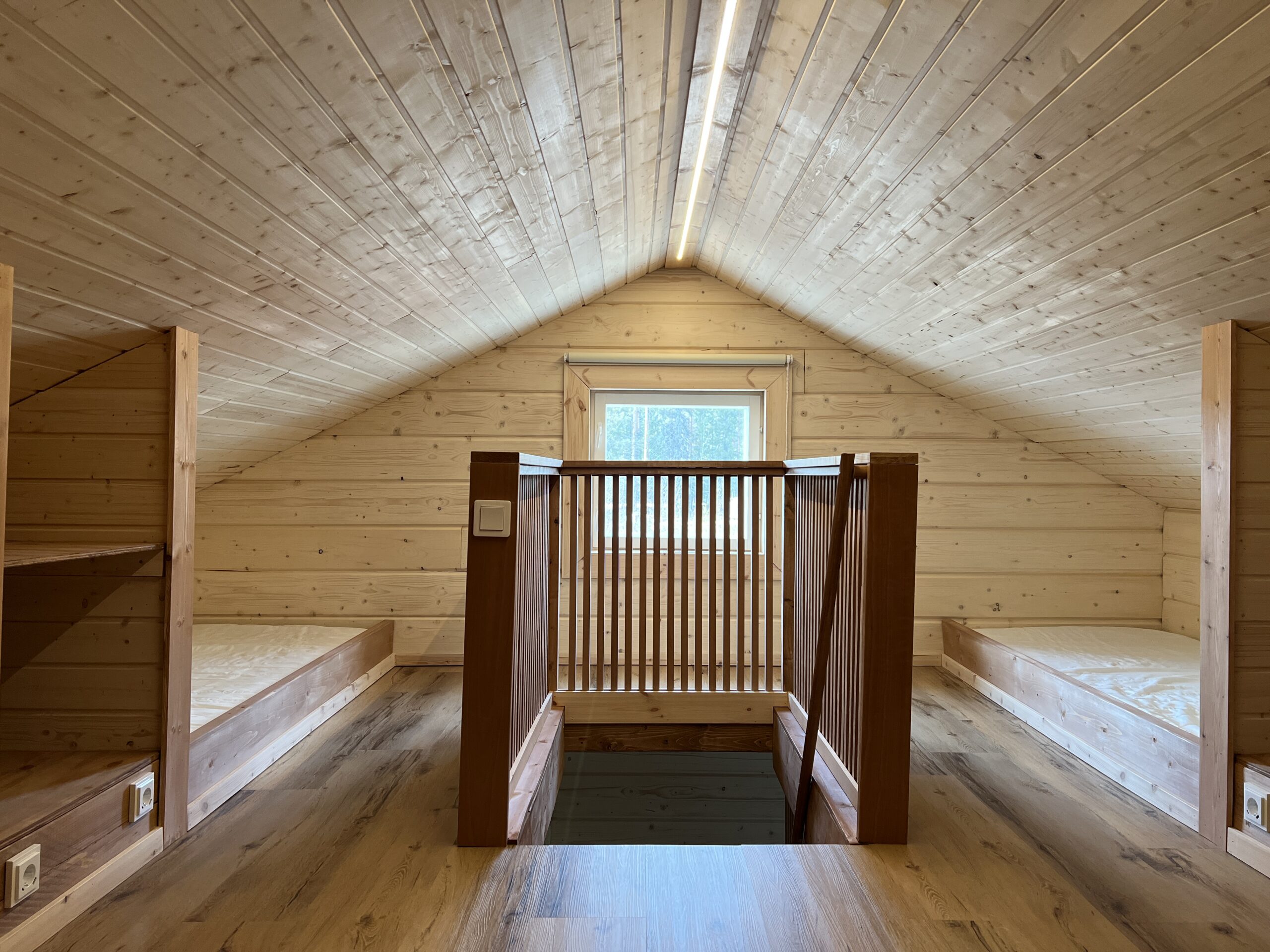 29 Riverside Cottage – Canterlust