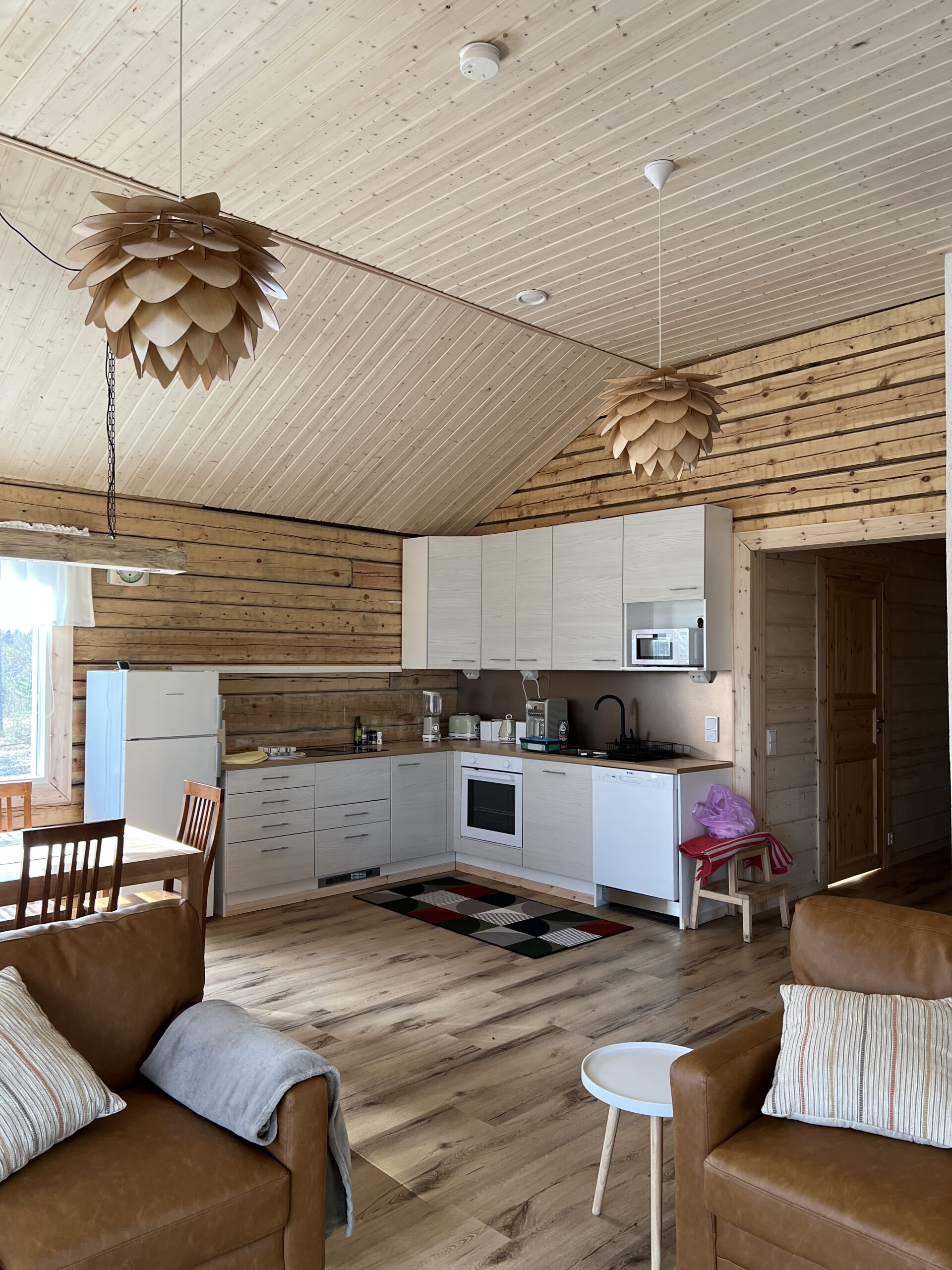 47 Riverside Cottage – Canterlust