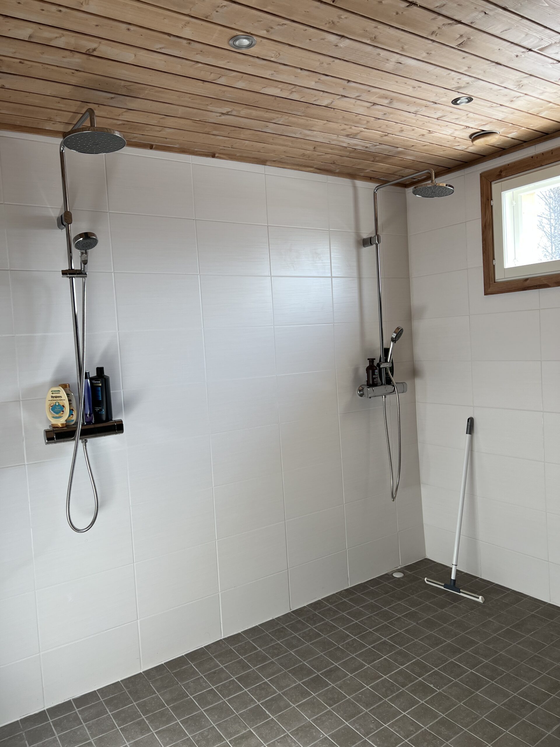 9 Riverside Cottage – Canterlust